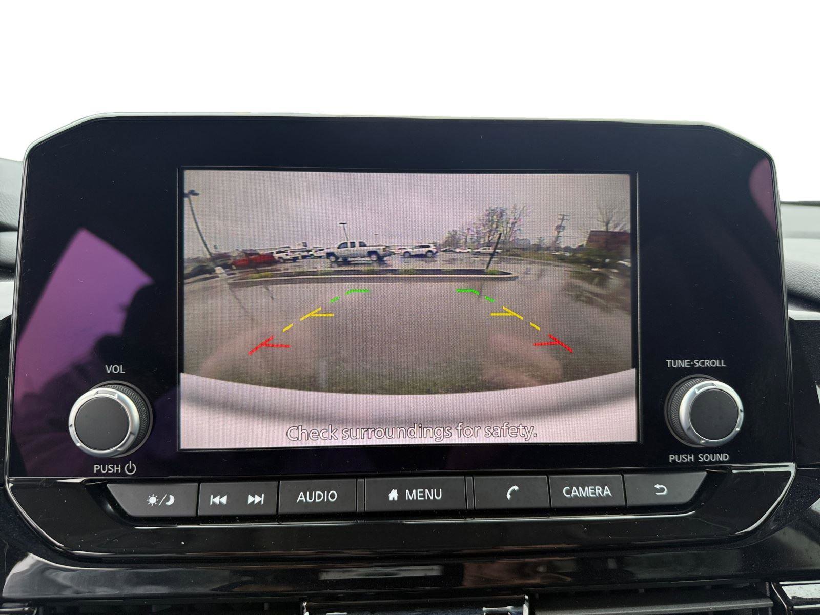 Used 2025 Nissan Pathfinder SV w/ Cargo Package image 17