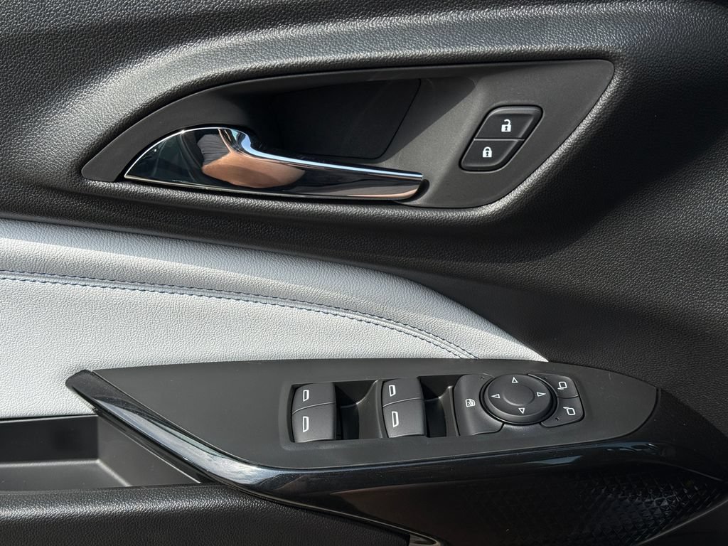 New 2026 Chevrolet Trax LT w/ Driver Confidence Package FWD image 17