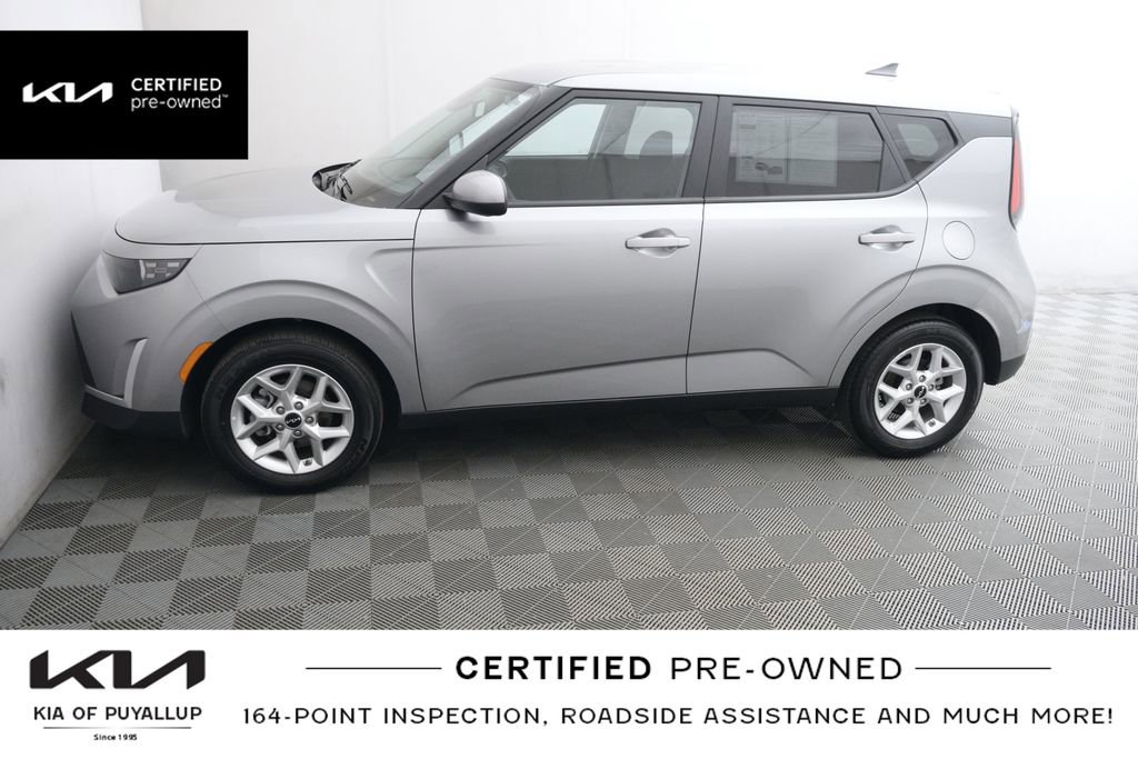 Certified 2025 Kia Soul S FWD image 9