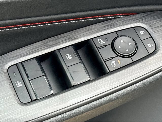 New 2026 Nissan Sentra SR w/ SR Premium Package FWD image 32
