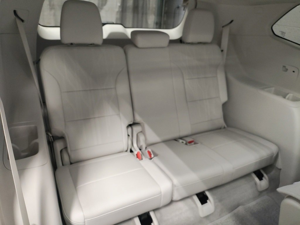 New 2026 Buick Enclave Avenir w/ Super Cruise Package image 14