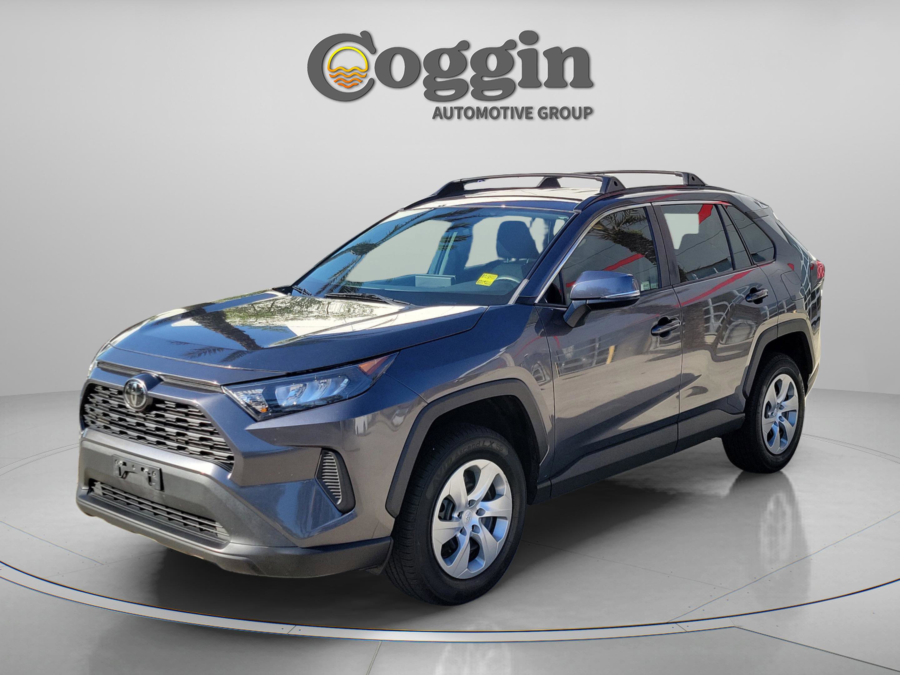 Used 2021 Toyota RAV4 LE AWD/4WD image 1