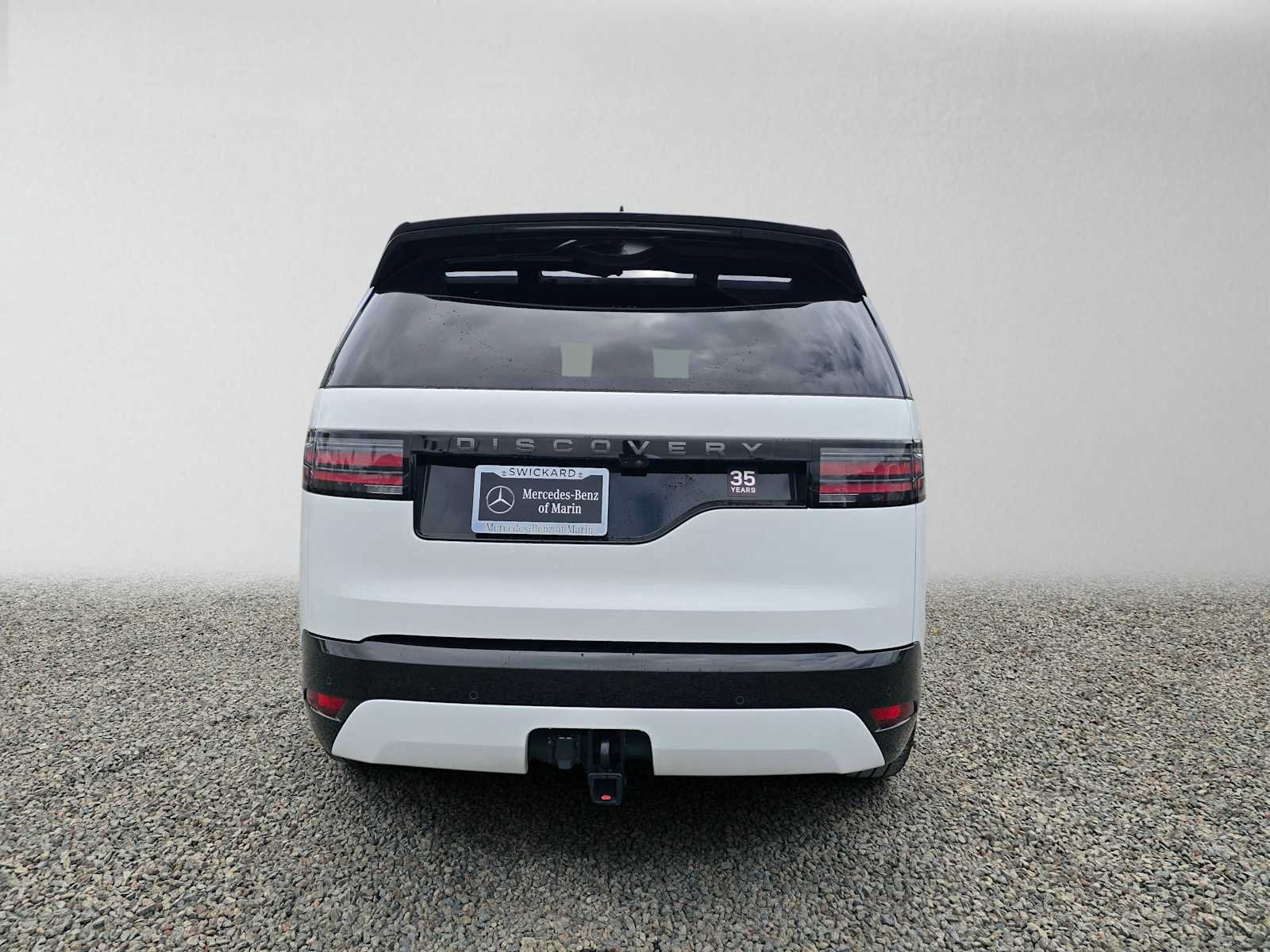 Used 2025 Land Rover Discovery Dynamic SE AWD/4WD image 4