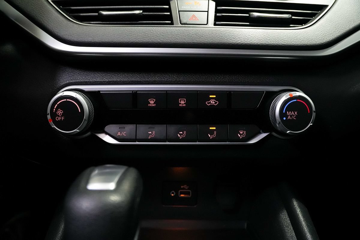 Used 2022 Nissan Altima 2.5 S FWD image 15