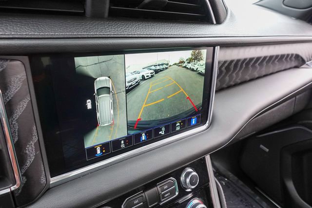 Used 2024 GMC Yukon XL Denali image 24