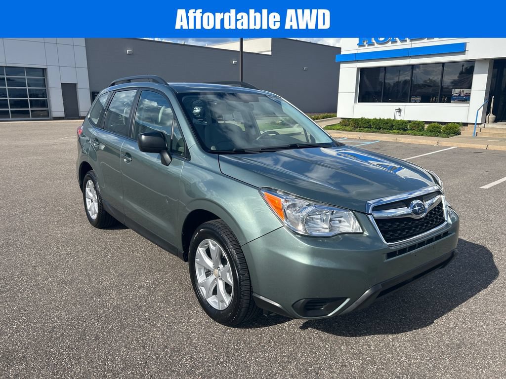 Used 2015 Subaru Forester 2.5i w/ Alloy Wheel Package AWD/4WD image 2