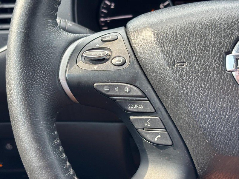 Used 2019 Nissan Pathfinder SL w/ Cargo Package FWD image 20