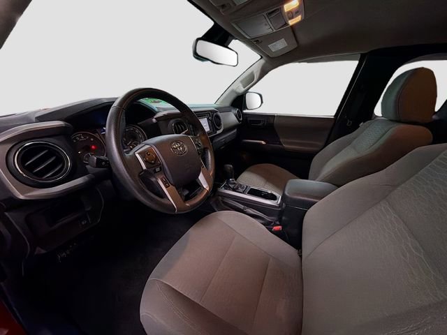 Used 2018 Toyota Tacoma SR5 image 17