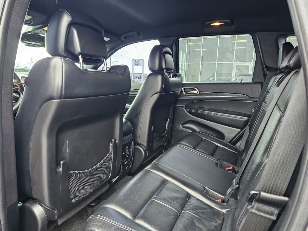 Used 2015 Jeep Grand Cherokee Limited AWD/4WD image 12