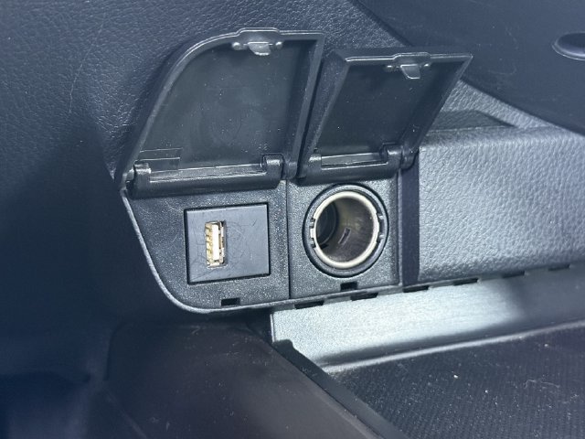 Used 2024 Toyota Camry SE FWD image 18