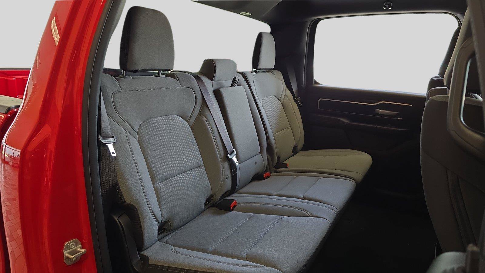 Used 2024 RAM 1500 Big Horn AWD/4WD image 17