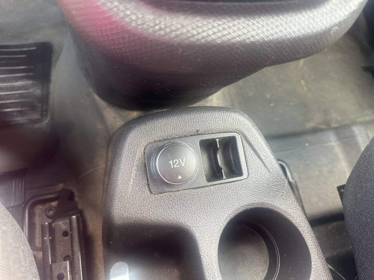 Used 2015 Ford Transit Connect XL image 30