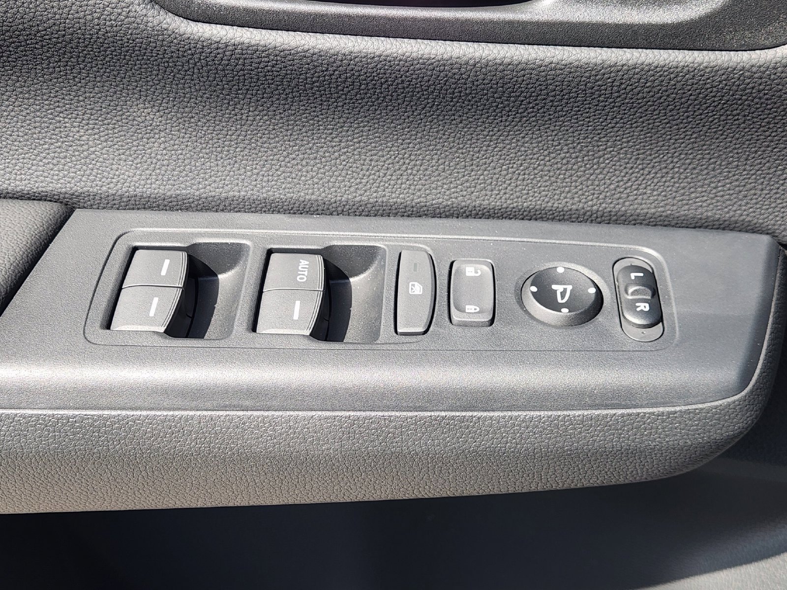New 2027 Honda CR-V LX image 30