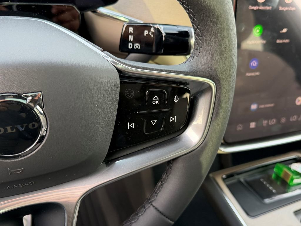 New 2026 Volvo EX90 Plus AWD/4WD image 24