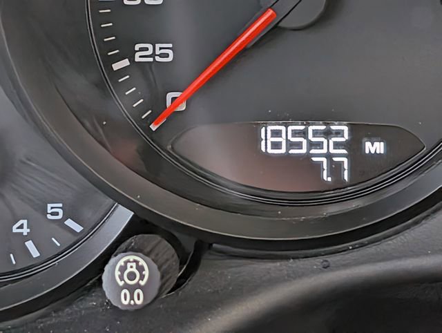 Used 2016 Porsche 911 Carrera Black Edition image 20