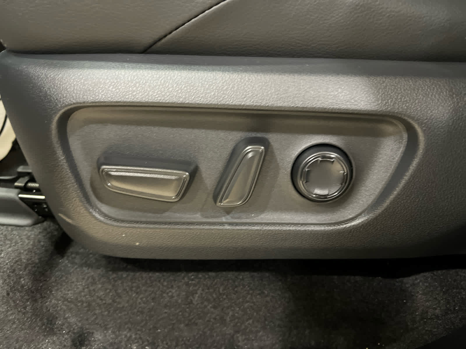 New 2025 Toyota 4Runner TRD Off-Road Premium image 19