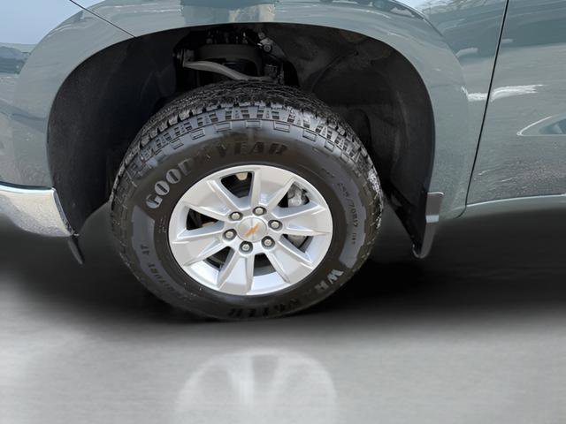 Used 2025 Chevrolet Silverado 1500 LT AWD/4WD image 22