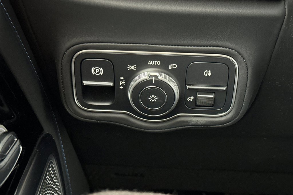 Used 2025 Mercedes-Benz G 580 w/ EQ Technology image 32