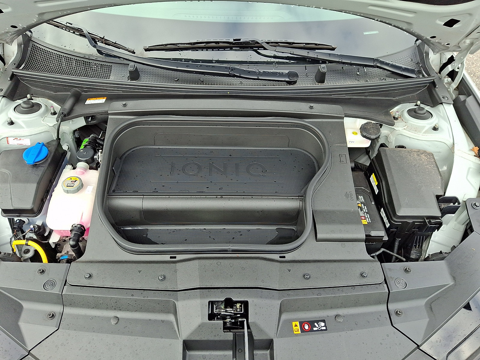 Certified 2024 Hyundai Ioniq 6 SEL AWD/4WD image 28