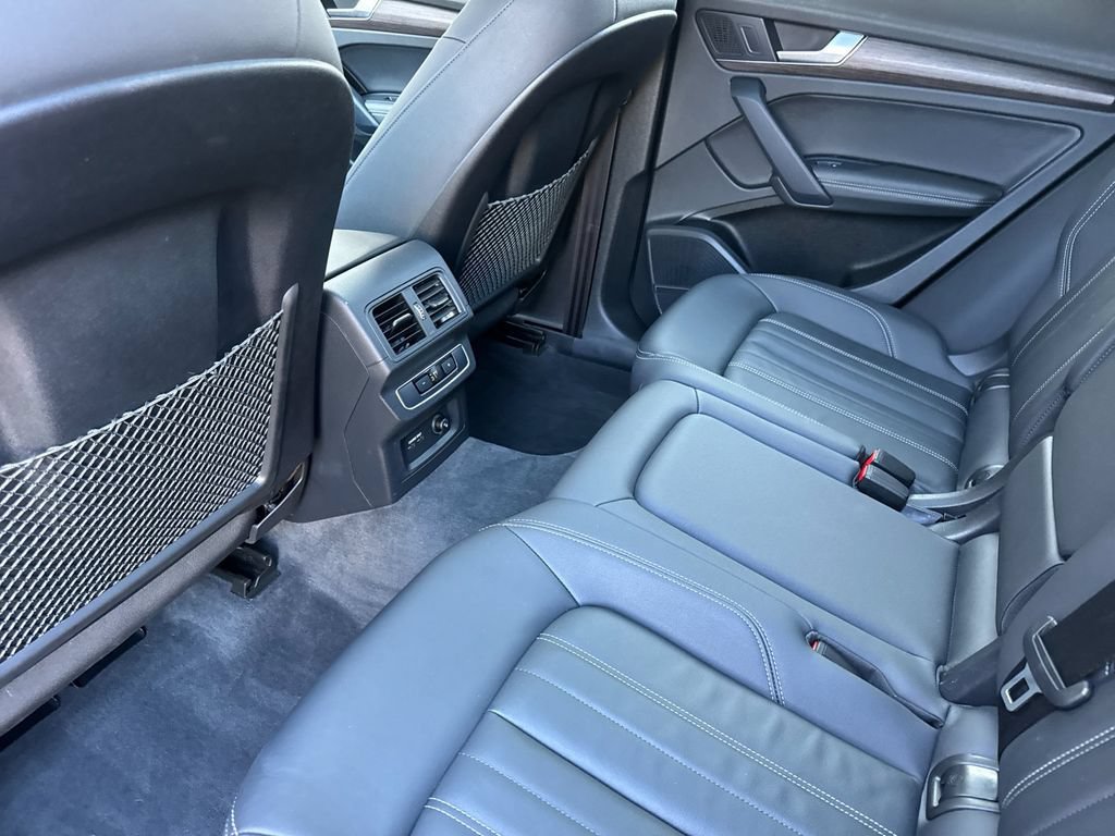 Used 2023 Audi Q5 2.0T Premium Plus w/ Premium Plus Package AWD/4WD image 15