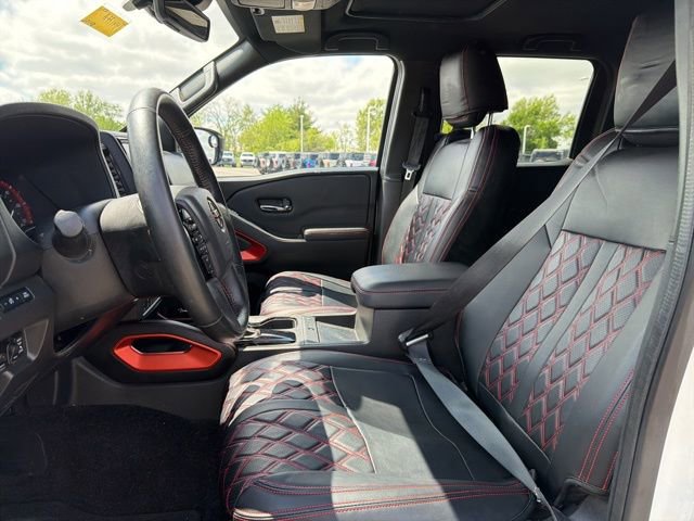 Used 2023 Nissan Frontier PRO-4X w/ Pro-4X Premium Package AWD/4WD image 23