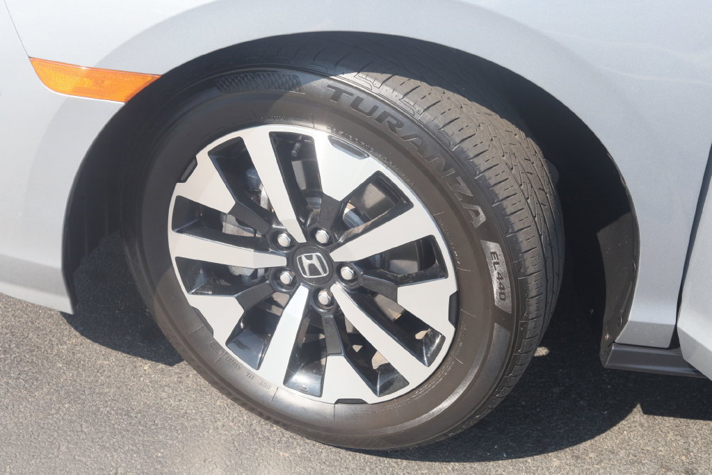 Used 2025 Honda Odyssey EX-L image 6