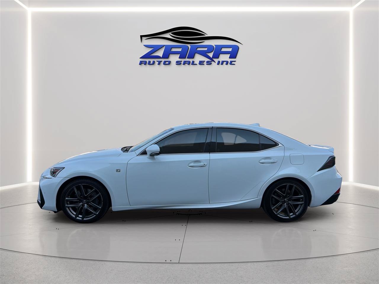 Used 2019 Lexus IS 300 F Sport w/ F Sport Package RWD image 4