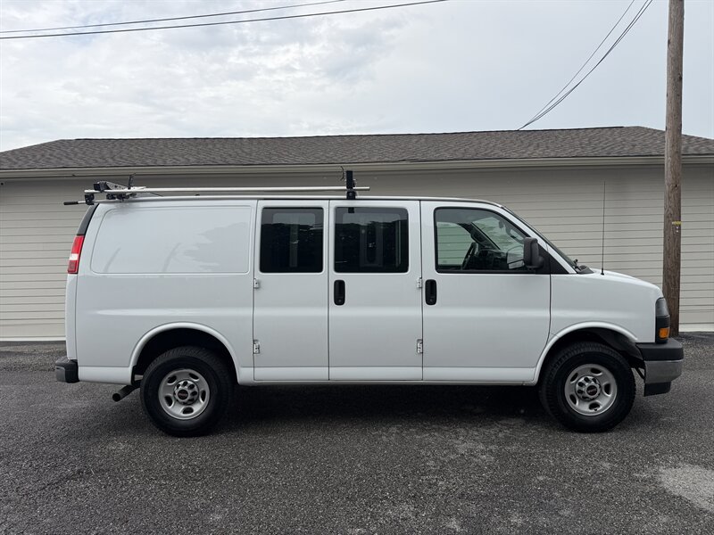 Used 2022 GMC Savana 2500 w/ Chrome Appearance Package