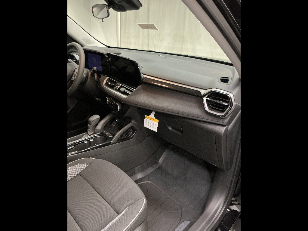 New 2026 Chevrolet TrailBlazer LT FWD image 23