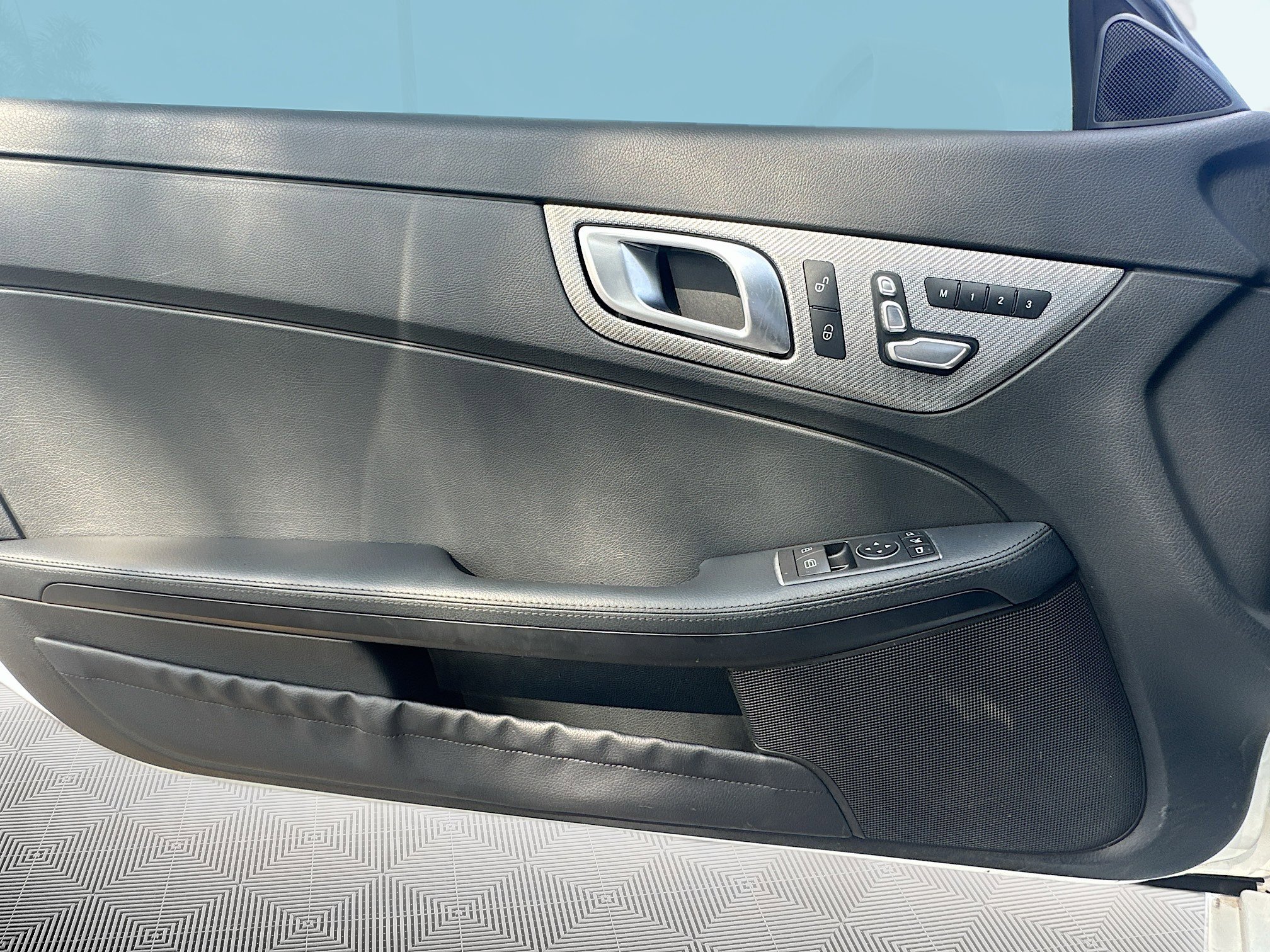 Used 2019 Mercedes-Benz SLC 300 SLC 300 image 21