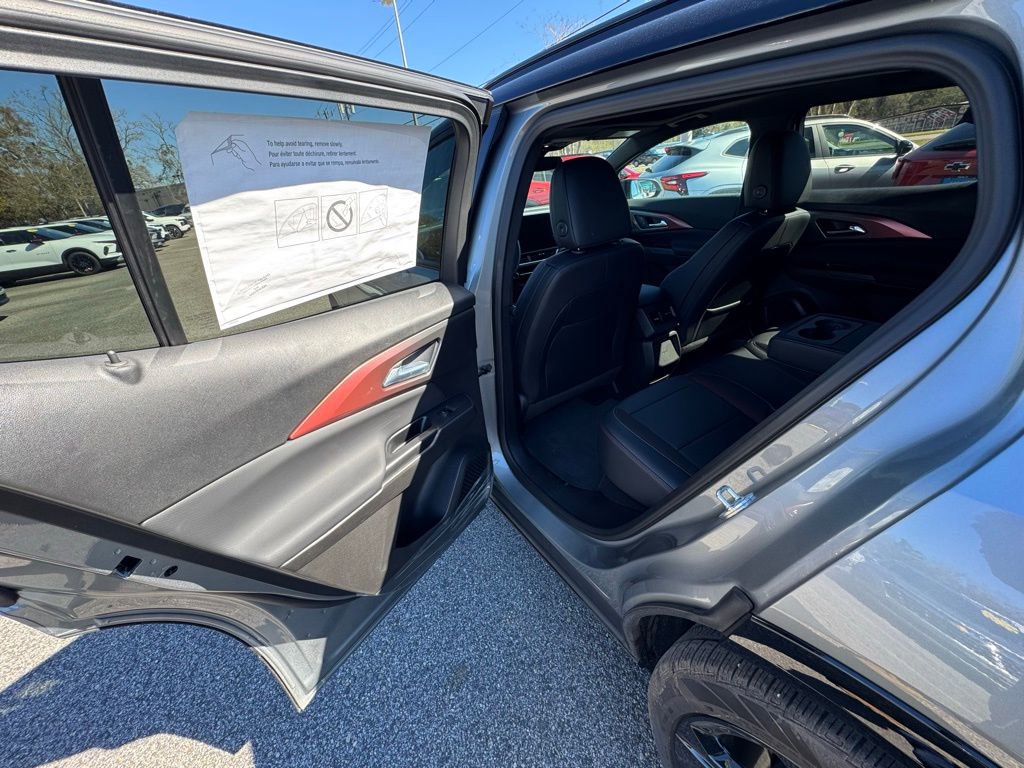 New 2026 Chevrolet Equinox EV RS image 19