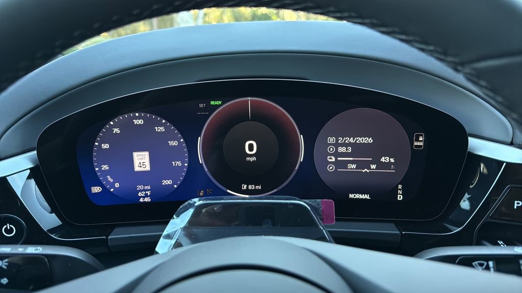 New 2026 Porsche Macan 4 Electric image 10