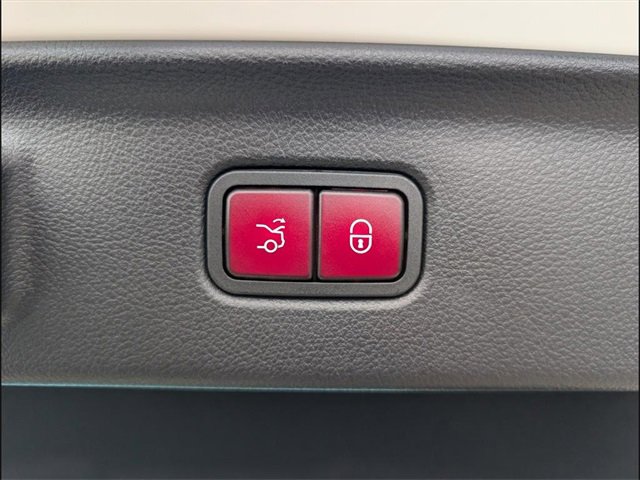 Used 2023 Mercedes-Benz S 500 4MATIC image 20