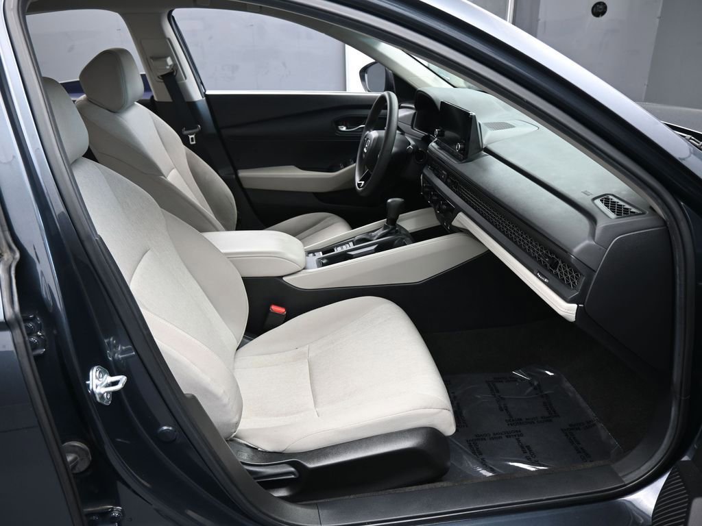 Used 2024 Honda Accord LX image 35