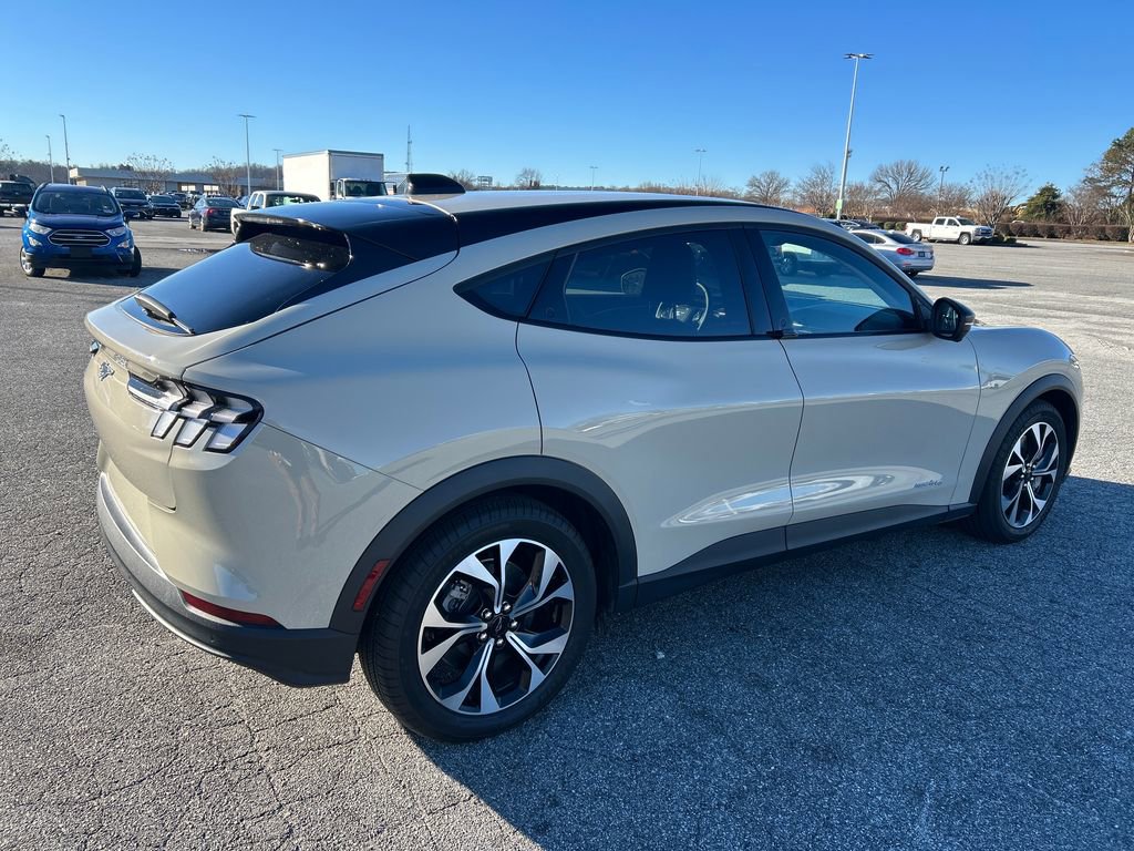 Used 2025 Ford Mustang Mach-E Select w/ Comfort Package Lite image 6
