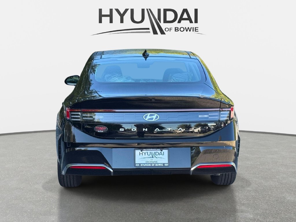 New 2027 Hyundai Sonata SEL FWD image 3