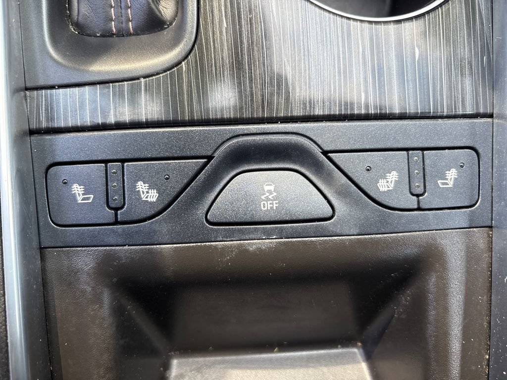 Used 2018 Chevrolet Impala LT w/ LT Leather Package FWD image 13