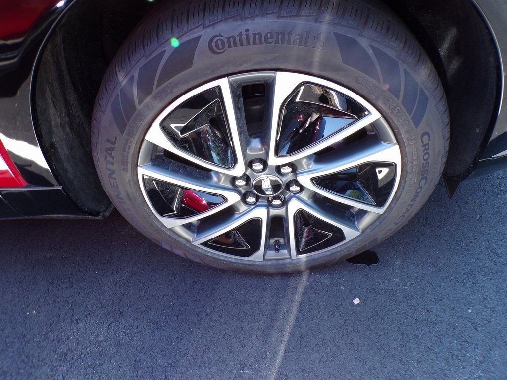 New 2025 Cadillac Optiq Sport 2 image 4