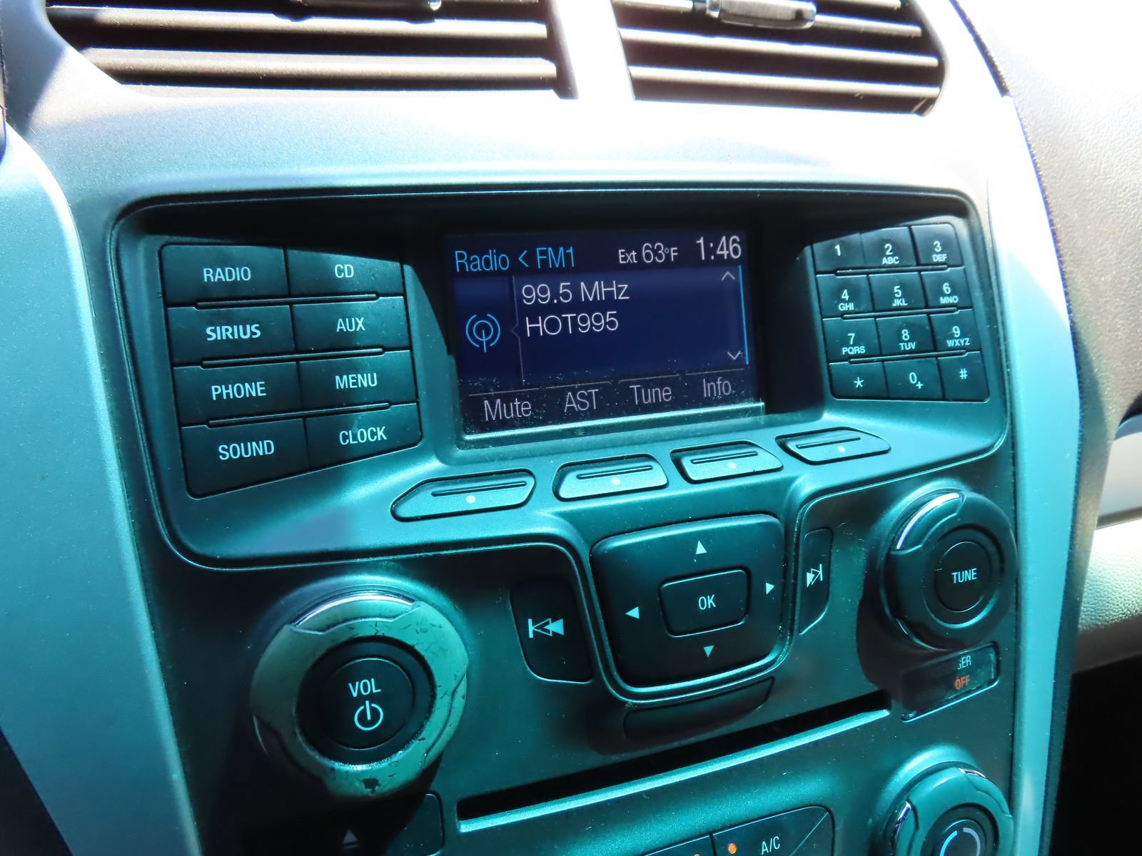 Used 2014 Ford Explorer 4WD image 19