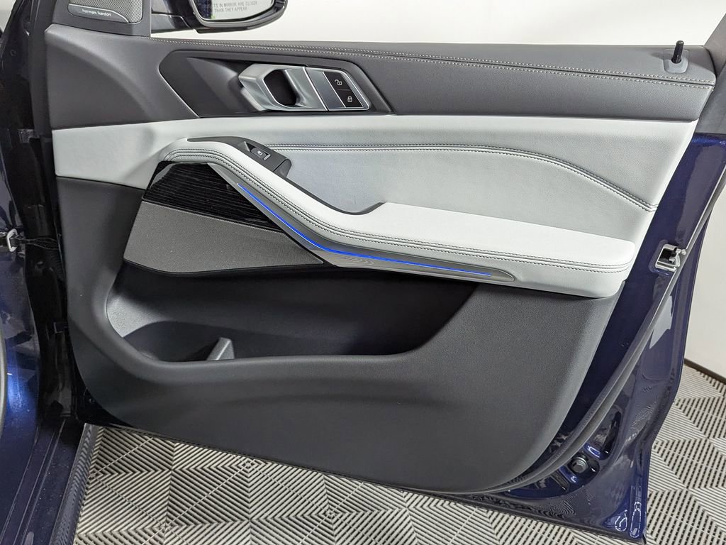 Certified 2024 BMW X5 M60i image 31