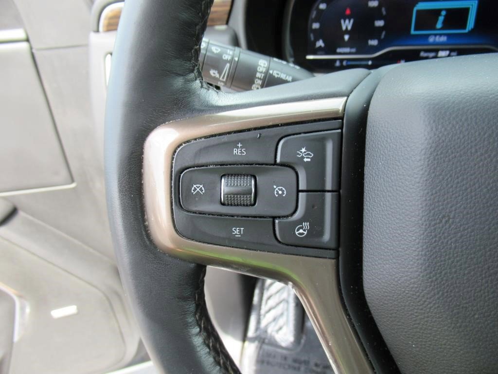 Certified 2022 Chevrolet Suburban High Country image 18