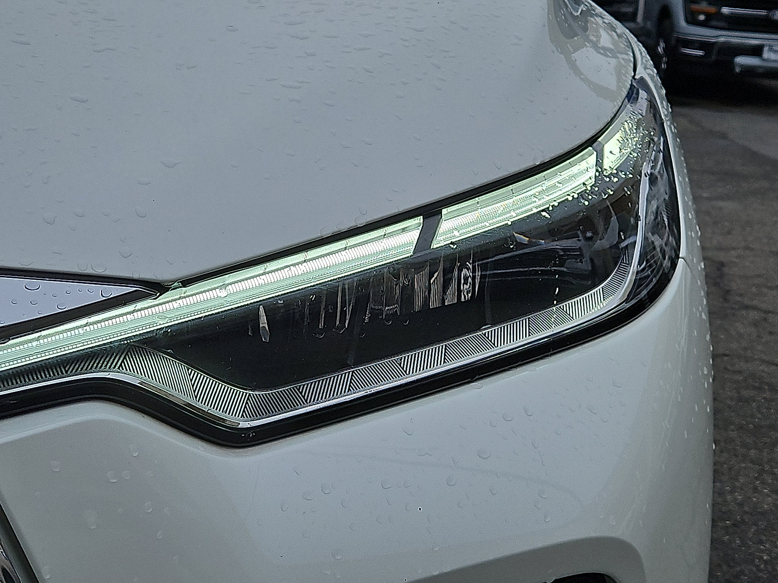 Certified 2023 INFINITI QX60 Luxe w/ Performance Audio Package AWD/4WD image 9