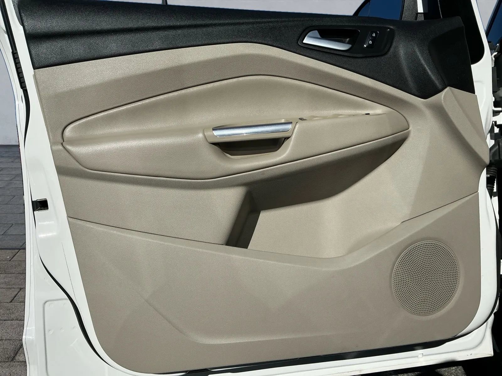 Used 2013 Ford C-MAX Energi SEL image 10