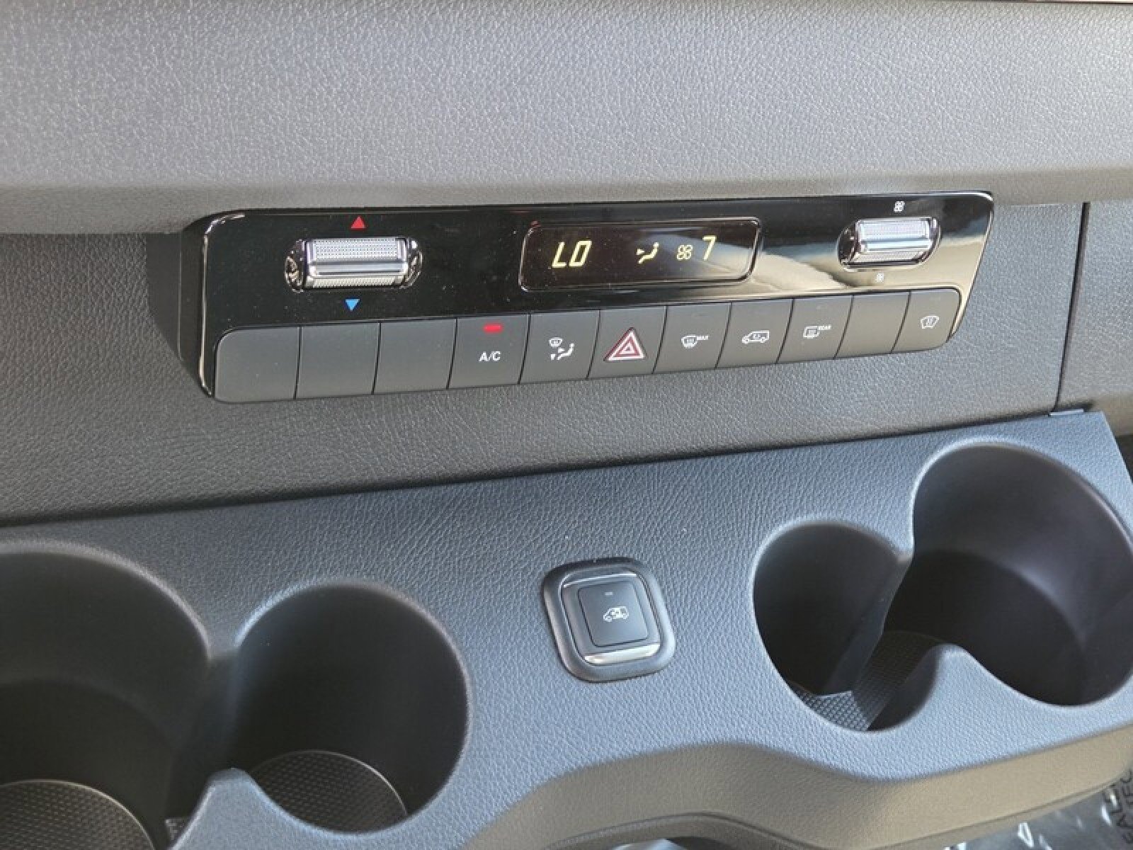 New 2026 Mercedes-Benz Sprinter 2500 image 33