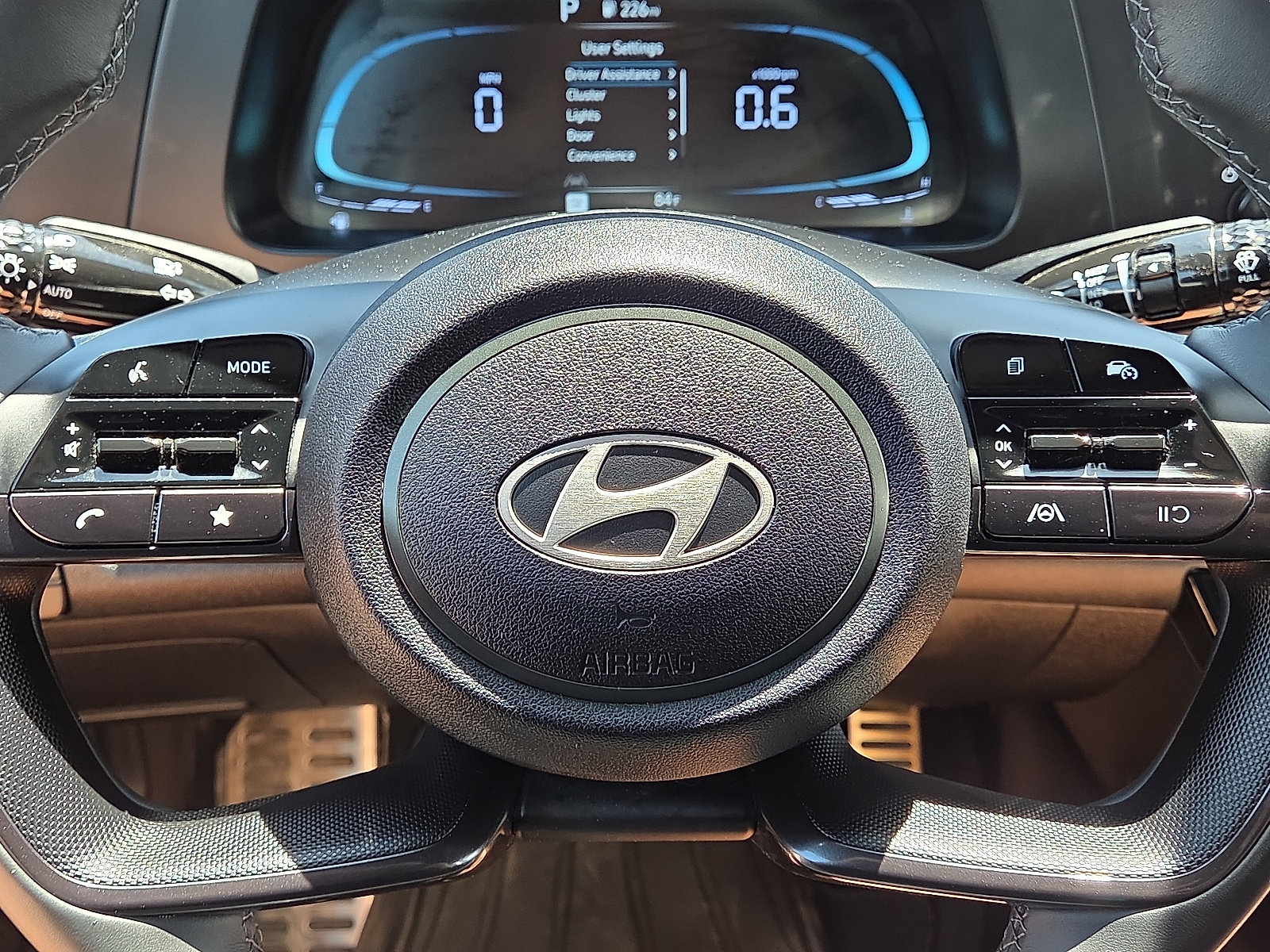 Used 2025 Hyundai Elantra Sport FWD image 16
