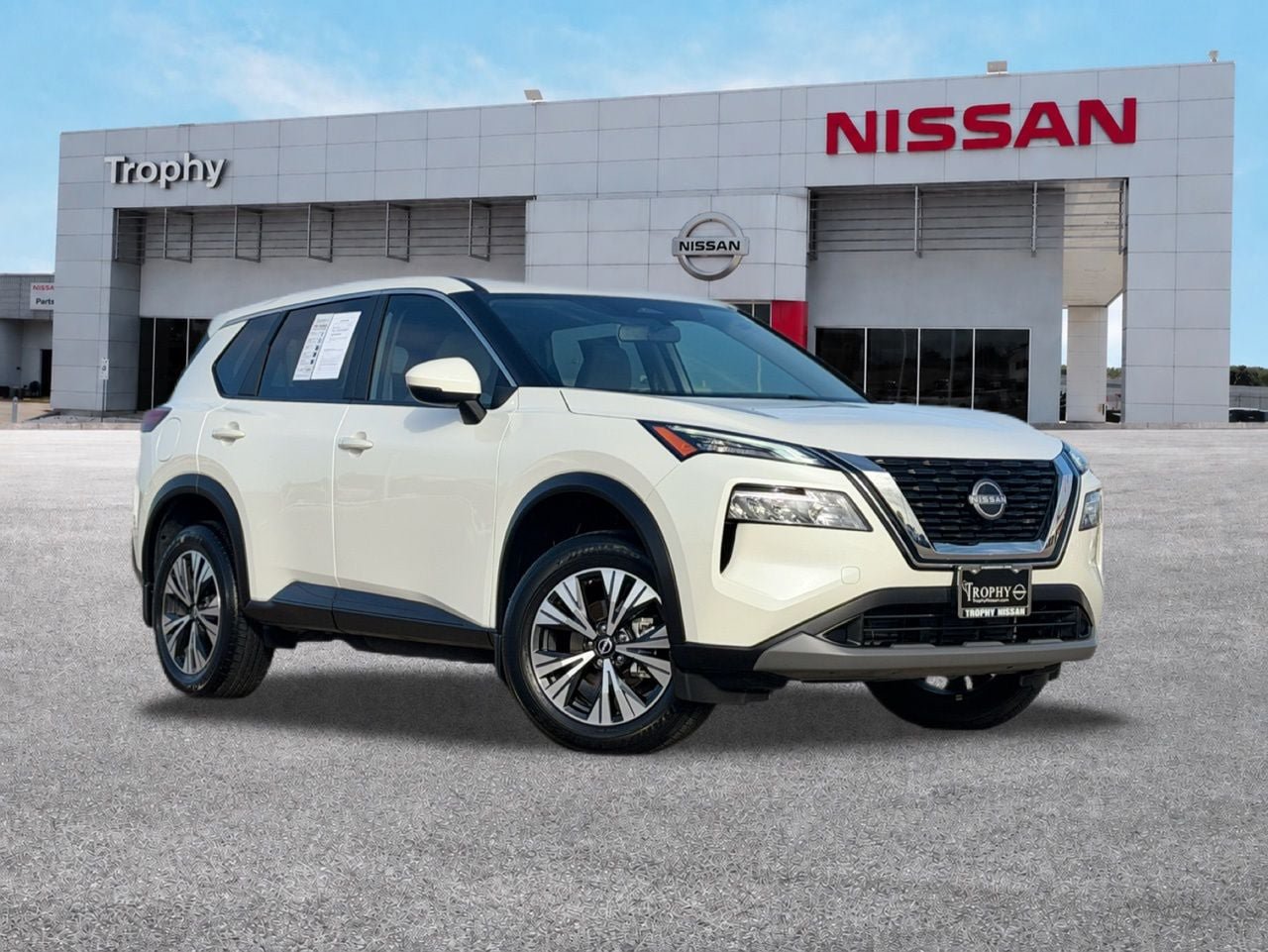Certified 2023 Nissan Rogue SV FWD image 1