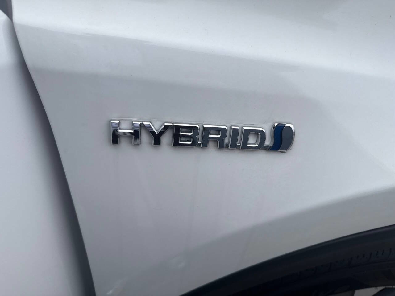 Used 2016 Toyota RAV4 XLE image 9