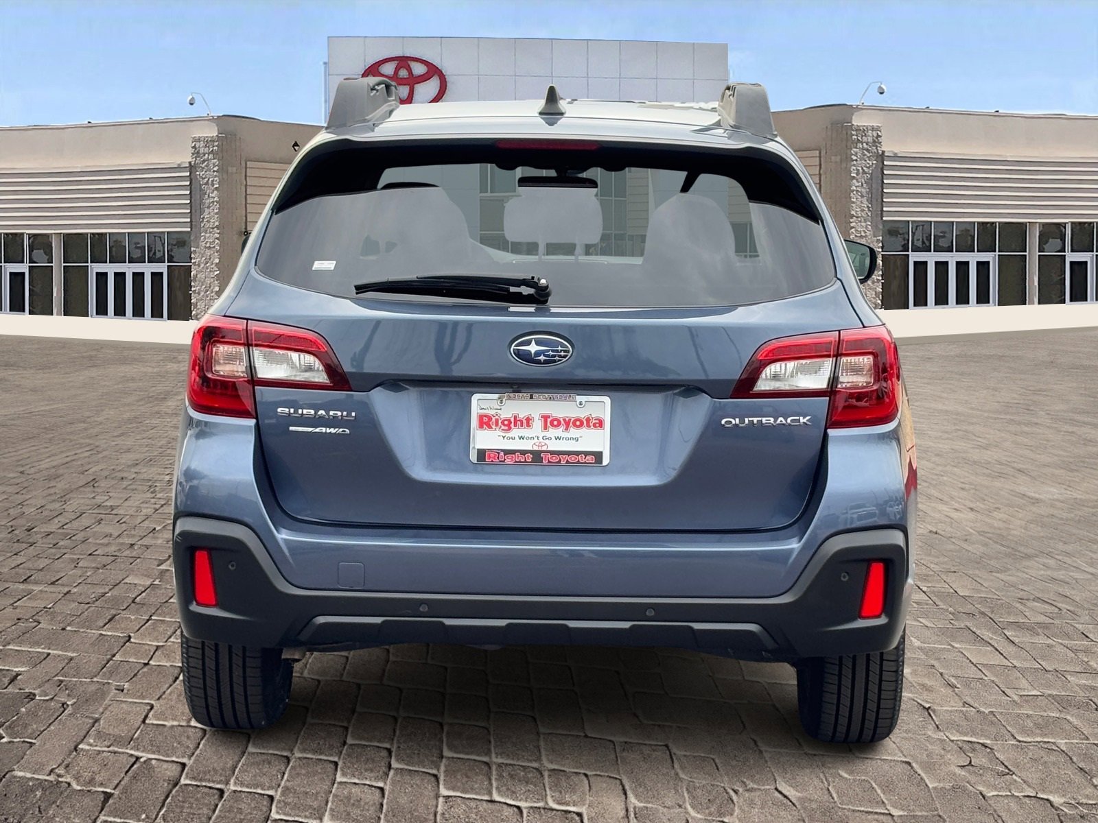 Used 2018 Subaru Outback 2.5i Limited image 5