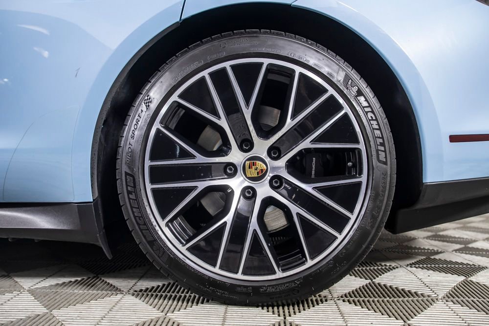 Used 2023 Porsche Taycan w/ Premium Package image 41