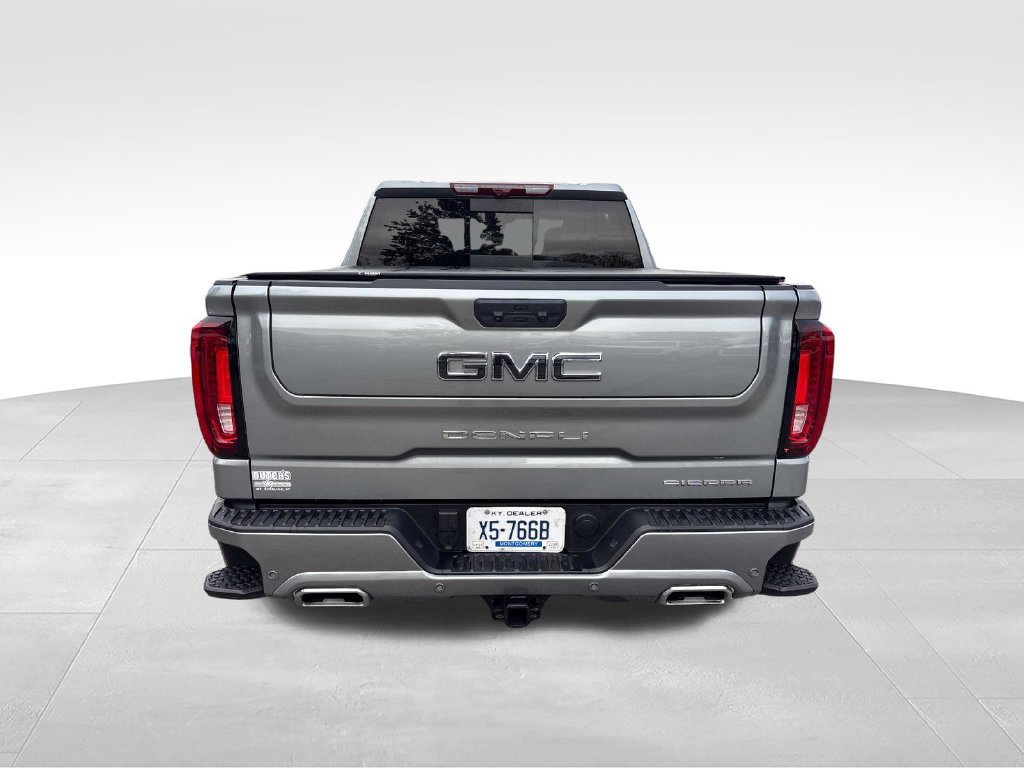 Used 2025 GMC Sierra 1500 Denali Ultimate AWD/4WD image 9